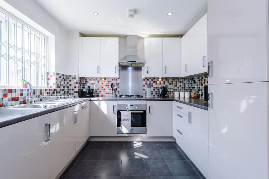 Vila Modern Townhouse Near Coop Live Etihad Manchester Exteriér fotografie