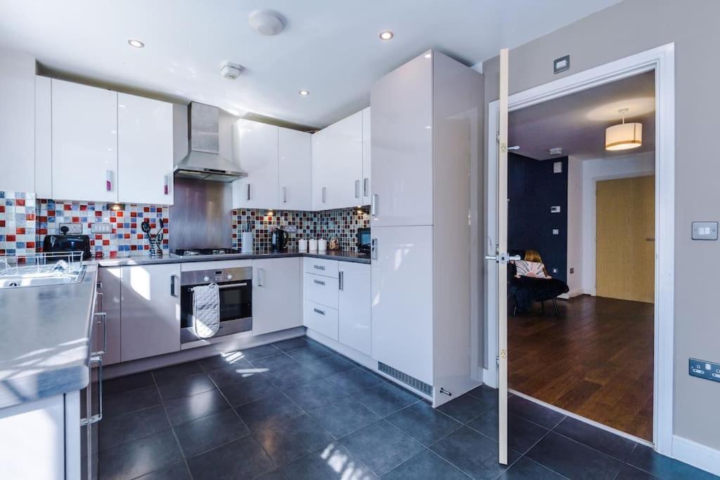 Vila Modern Townhouse Near Coop Live Etihad Manchester Exteriér fotografie